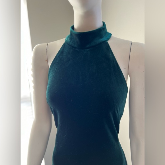 Perfect Green Velvet stretchy floor length dress with slit size 8 - Picture 5 of 10
